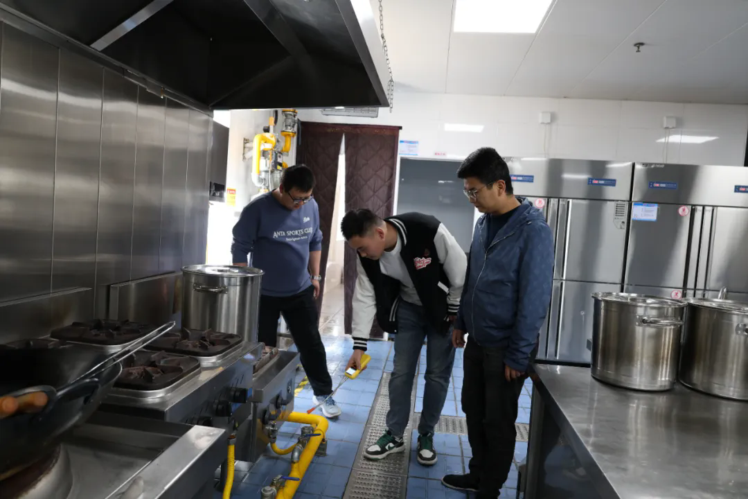 严督实查除隐患 多措并举筑防线——K8凯发(中国)集团召开“五一”节前安全生产大检查